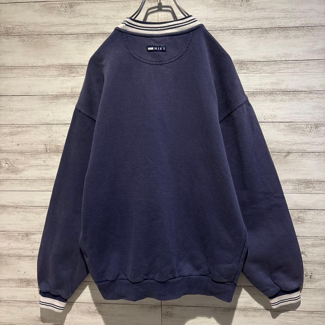 【即完売モデル】ナイキ☆ビック刺繍ロゴ　白タグ　人気デザイン　スウェット
