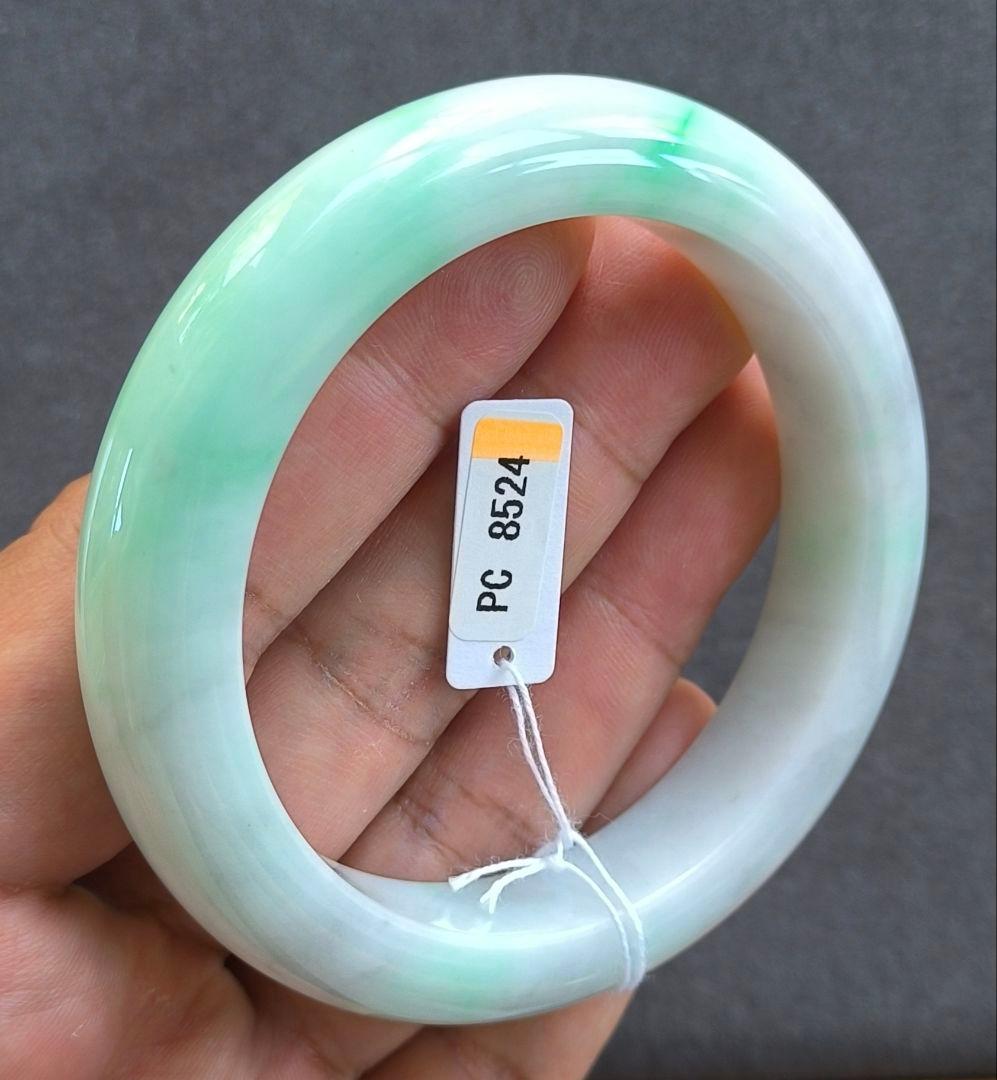 あーきゃん【鑑別書付:种老:完美】本翡翠のバングル（内径59.5ミリ）