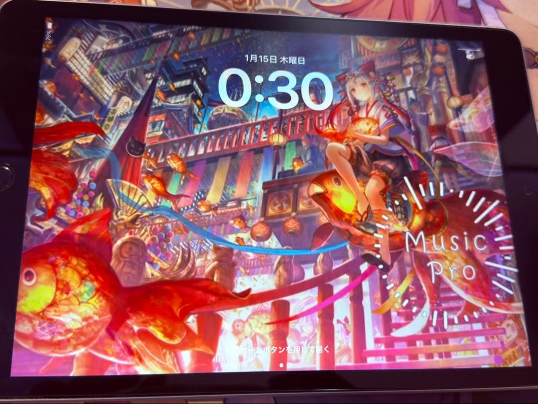 iPad 第9世代 256GB シルバー Wi-Fiモデル フィルム・カバー付