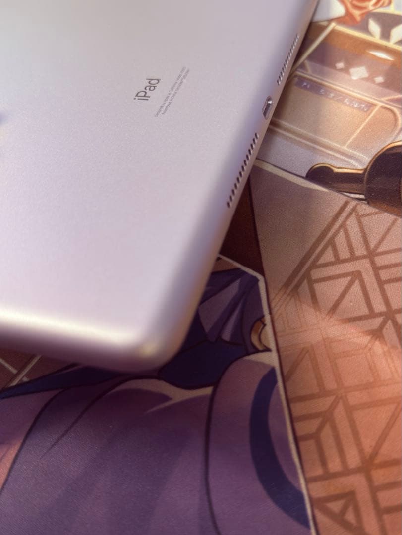 iPad 第9世代 256GB シルバー Wi-Fiモデル フィルム・カバー付