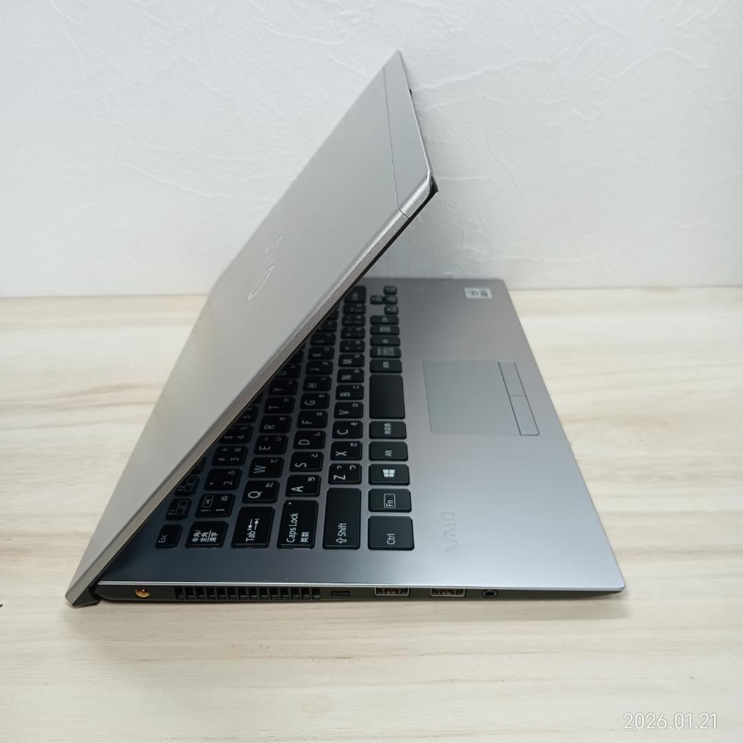 【スタイリッシュノートパソコン】VAIO VJPG13C11N