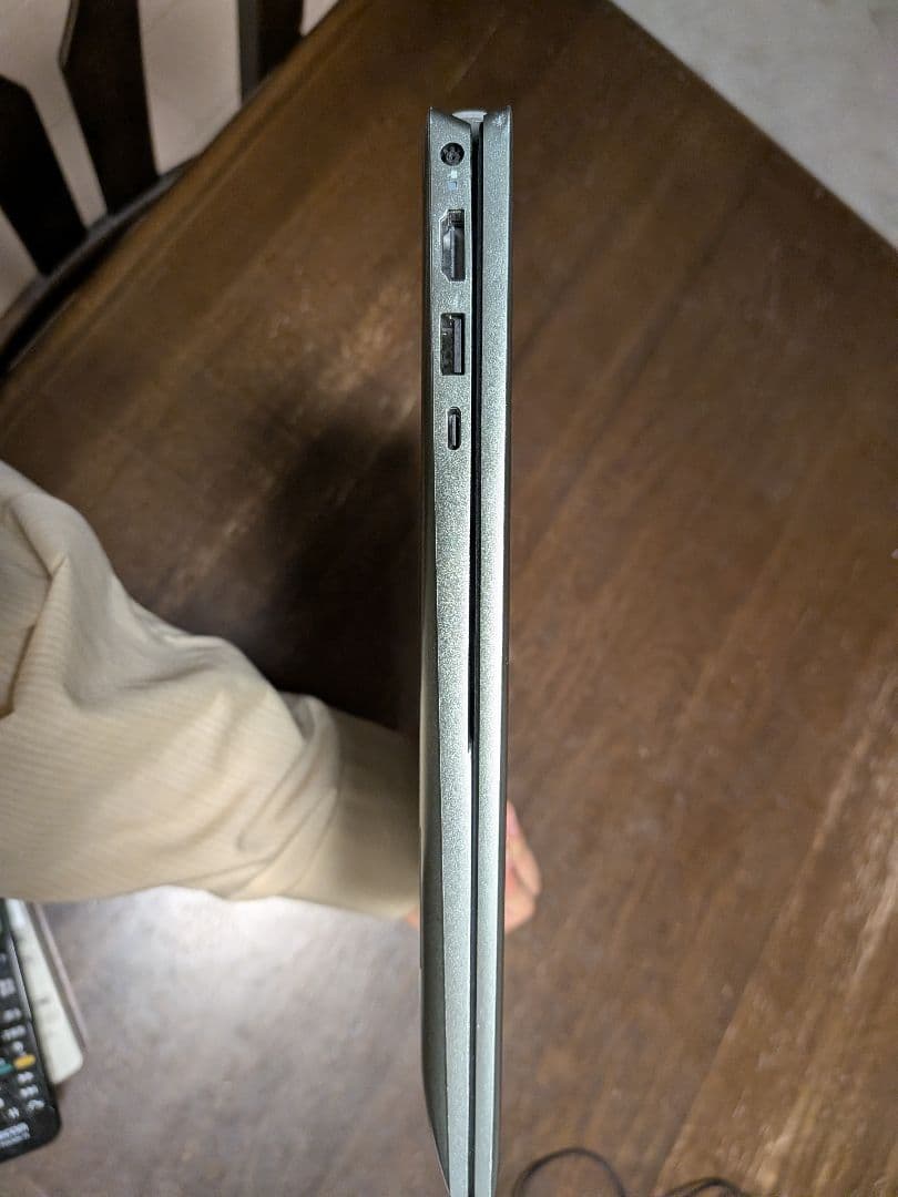 o*e様 Dell Inspiron シルバー ノートPC 本体