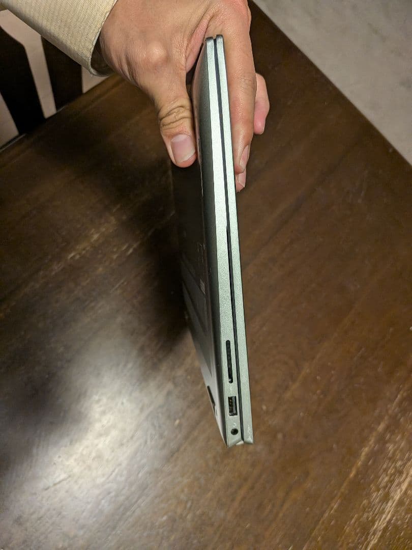 o*e様 Dell Inspiron シルバー ノートPC 本体