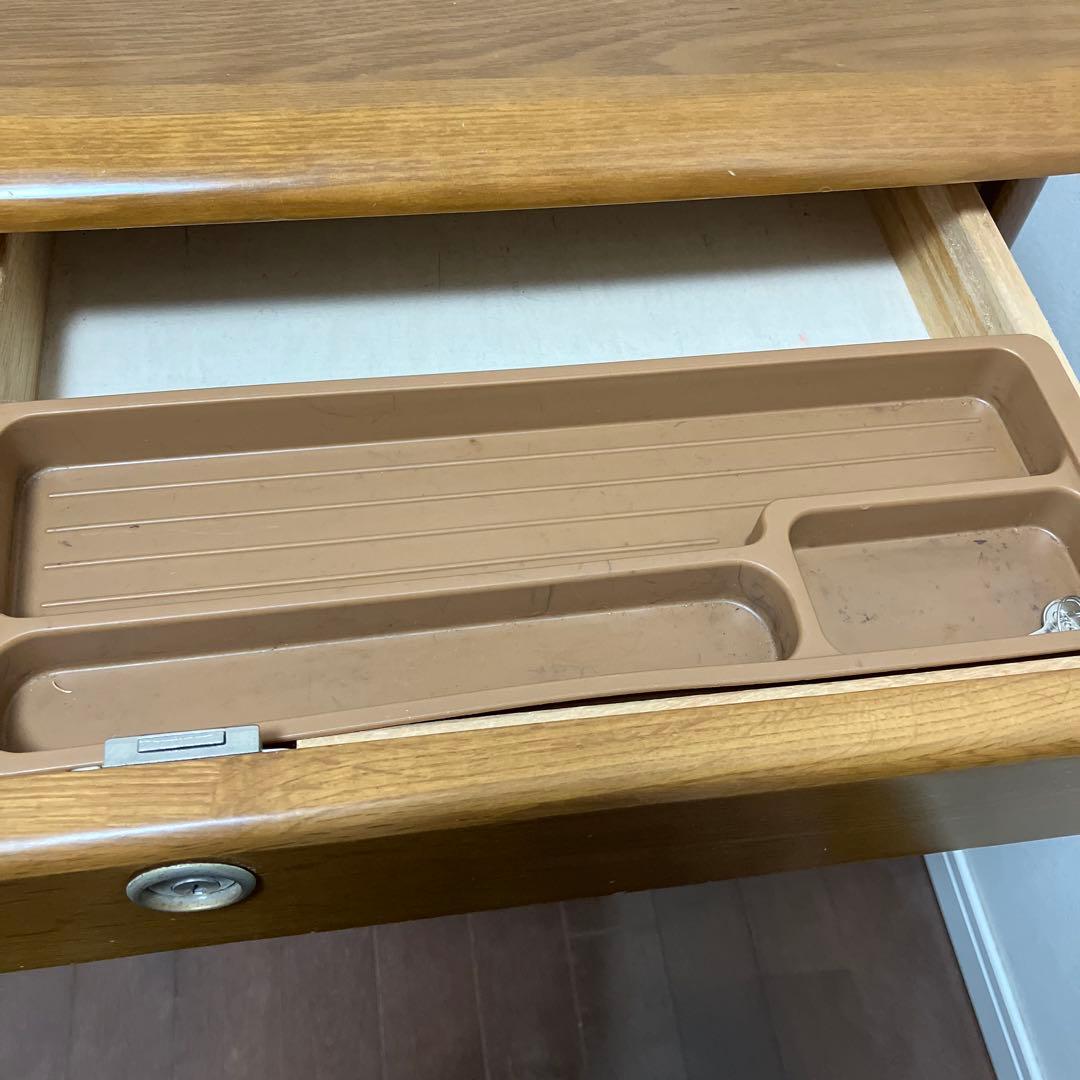 【送料込み匿名発送】木製ブラウン　シンプルデスク 引き出し付き
