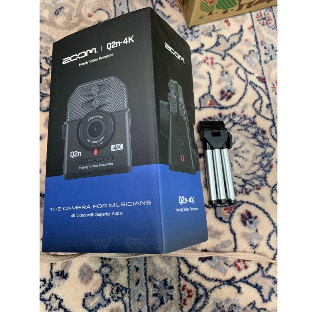 ZOOM Q2n-4k ➕ソフトシュルケースSCU-20 ➕ミニ三脚