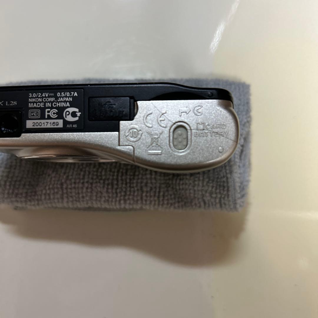 デジタルカメラ Nikon COOLPIXL28