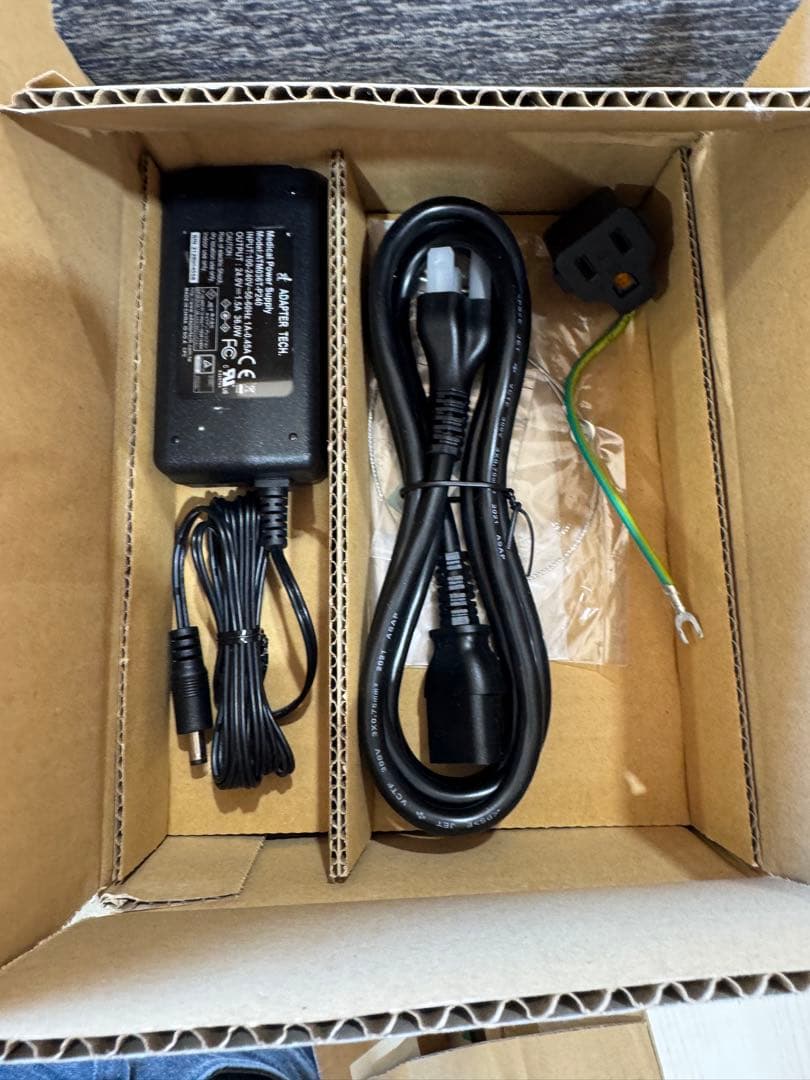 USHIO Care222 iシリーズ　紫外線照射　除菌装置