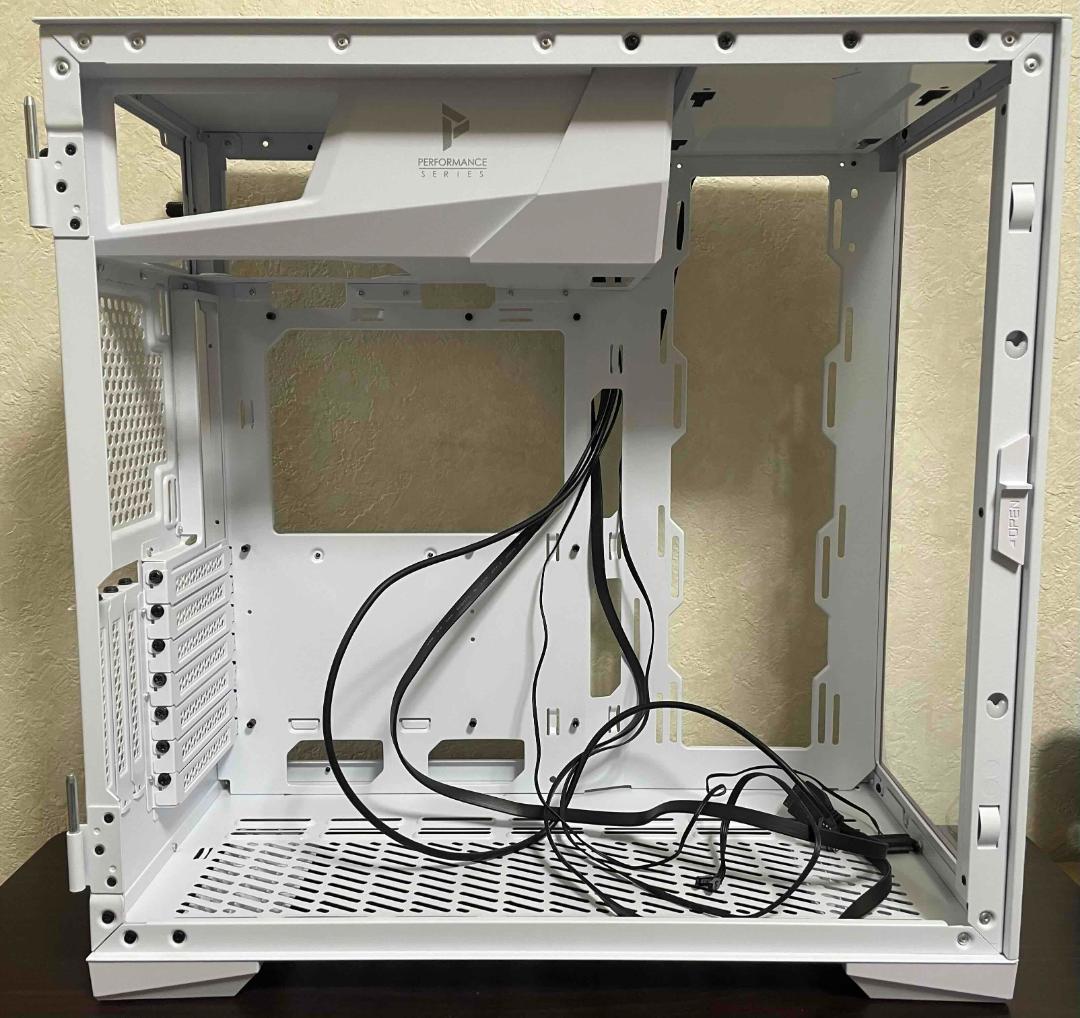 Antec P120 CRYSTAL WHITE ミドルタワー型ケース