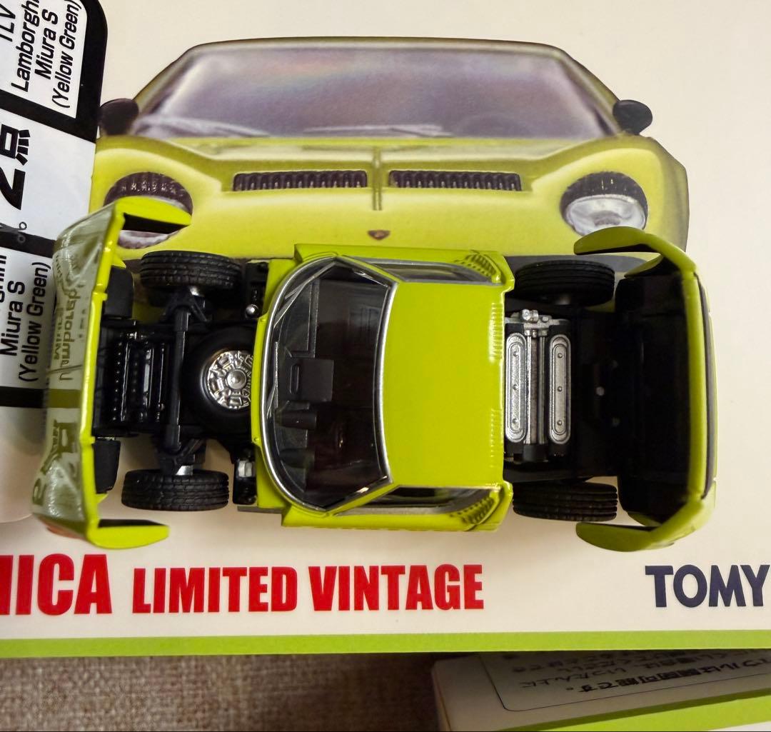 トミカリミテッドヴィンテージ　ランボルギーニ ミウラ S 黄緑