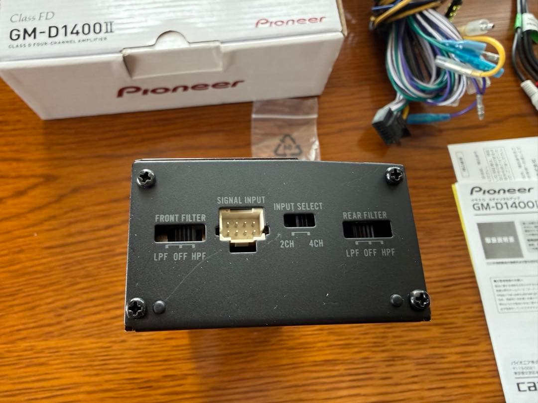 carrozzeria Pioneer GM-D1400II 4チャンネルアンプ