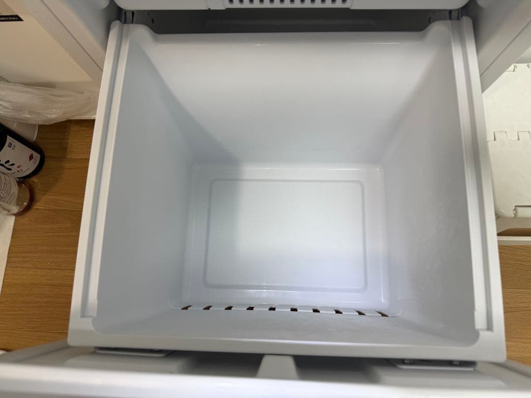 Hisense 冷凍冷蔵庫 HR-D13K5W 値段交渉可