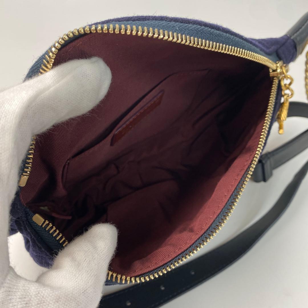 CHANEL チャーム ココマーク ボディバッグ 斜めがけ クロスボディ26番.