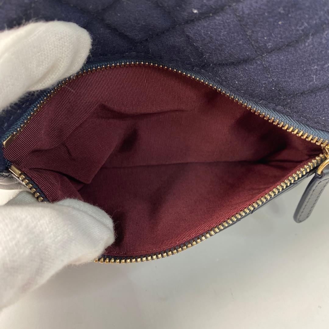 CHANEL チャーム ココマーク ボディバッグ 斜めがけ クロスボディ26番.