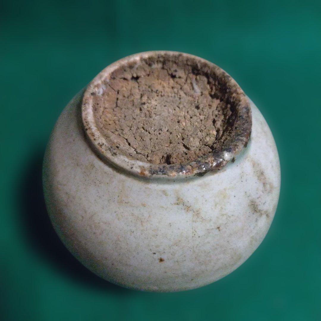 青い模様の陶器の壺　李朝　小壺