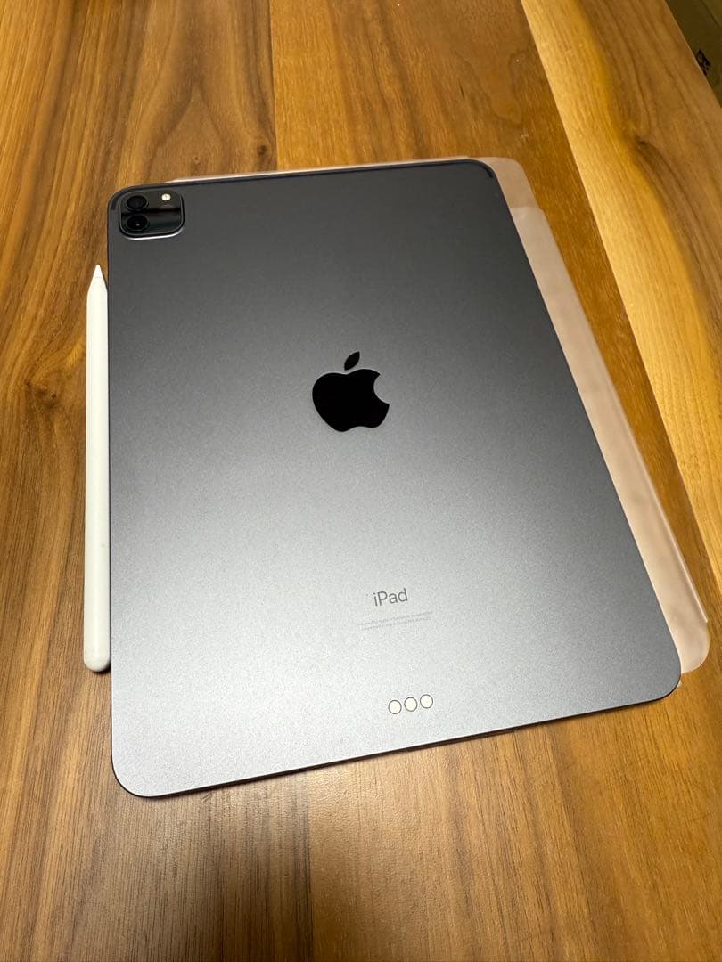 ド*君様 【付属品全て新品未使用】Apple iPad 11インチ (第3世代)