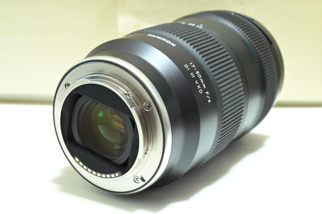 タムロン 17-50mm F/4 Di III VXD (ソニーEマウント用)
