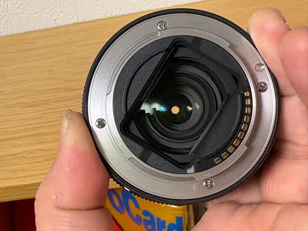 SEL2860 フルサイズ標準ズーム コンパクト 超軽量