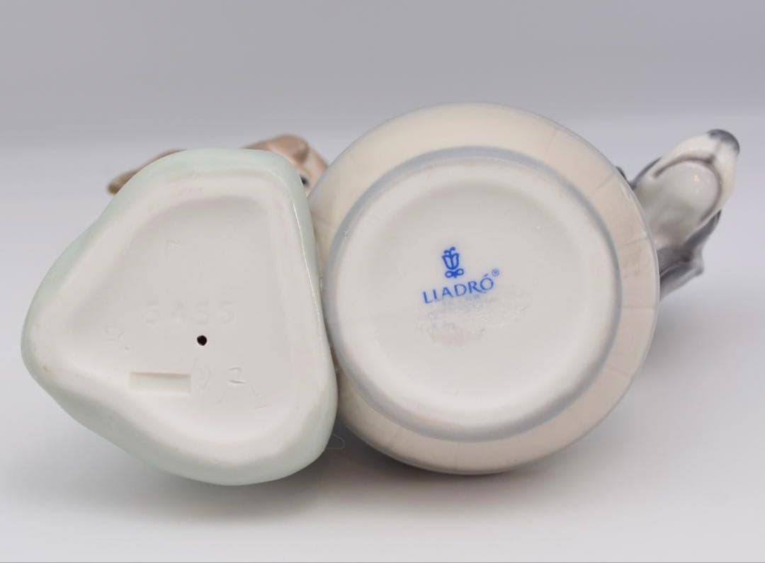 リヤドロ　LLADRO きれいにしましょうね　5455 美品