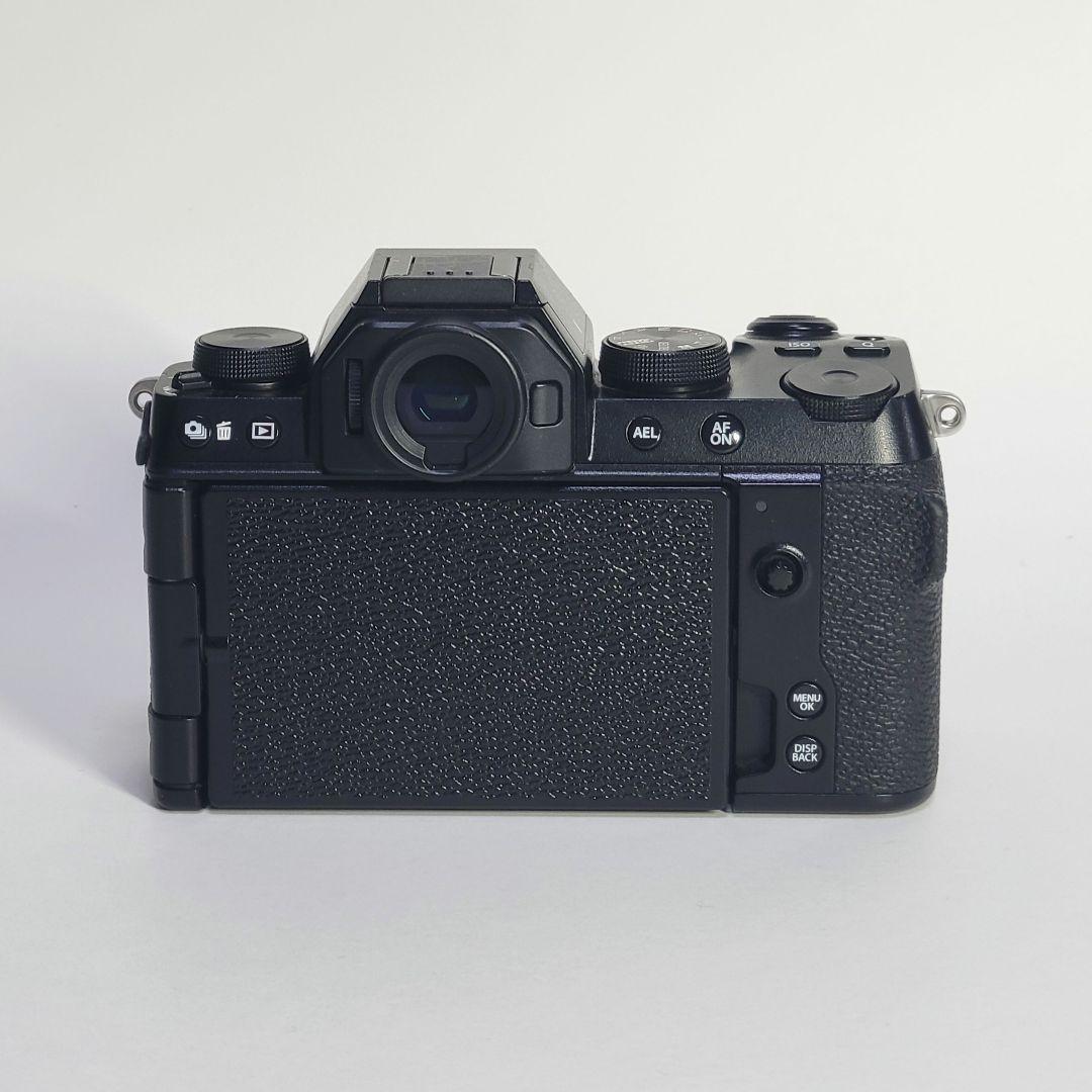 Fujifilm X-S10 ミラーレスカメラ ダブルズームレンズキット