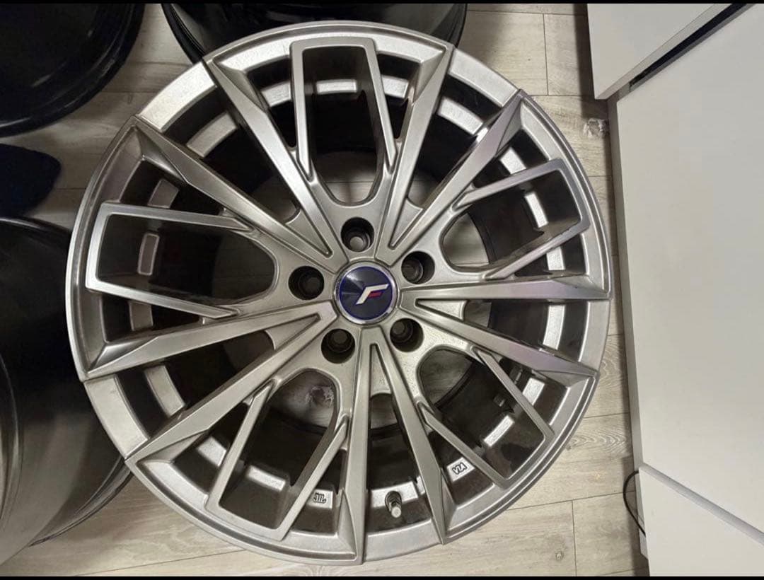 レアマイスター エルエフ ファース 18インチ8jインセット39 レクサスNX