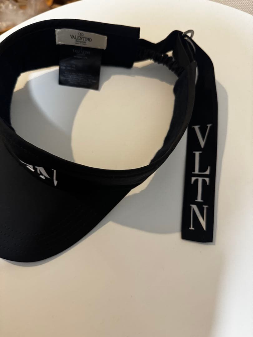 【レア品】バレンチノ　サンバイザー