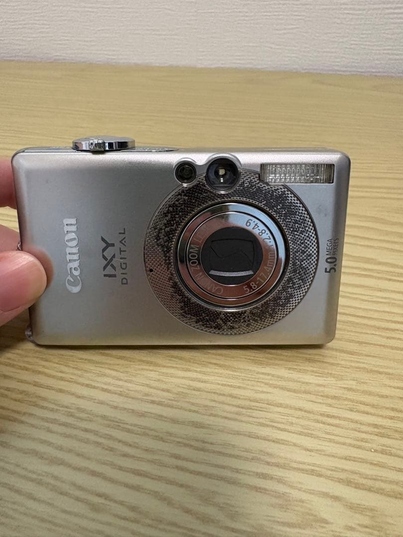 コンパクトデジカメ　Canon IXY DIGITAL 55