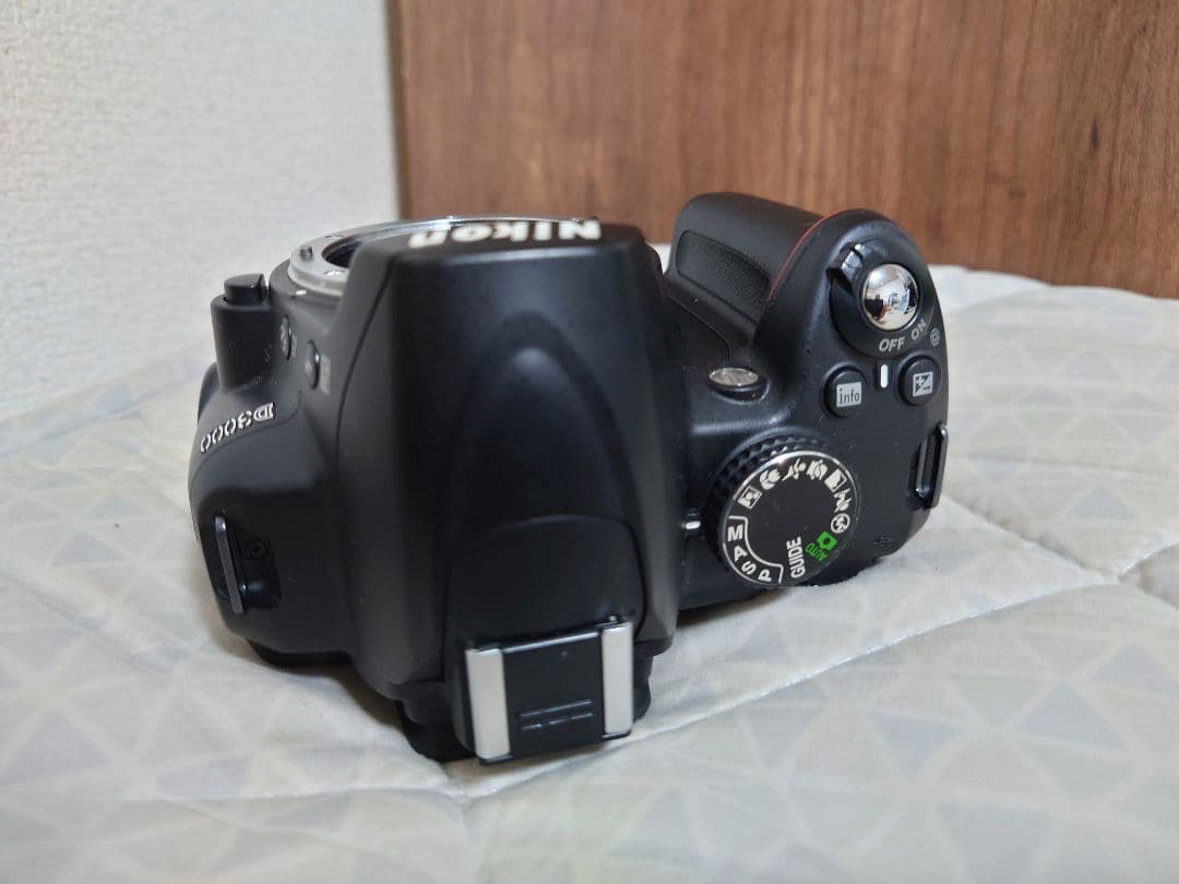 デジタルカメラ Nikon D3000