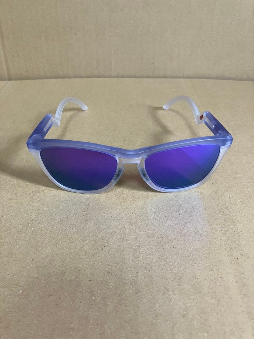 小物 Oakley Frogskins Hybrid