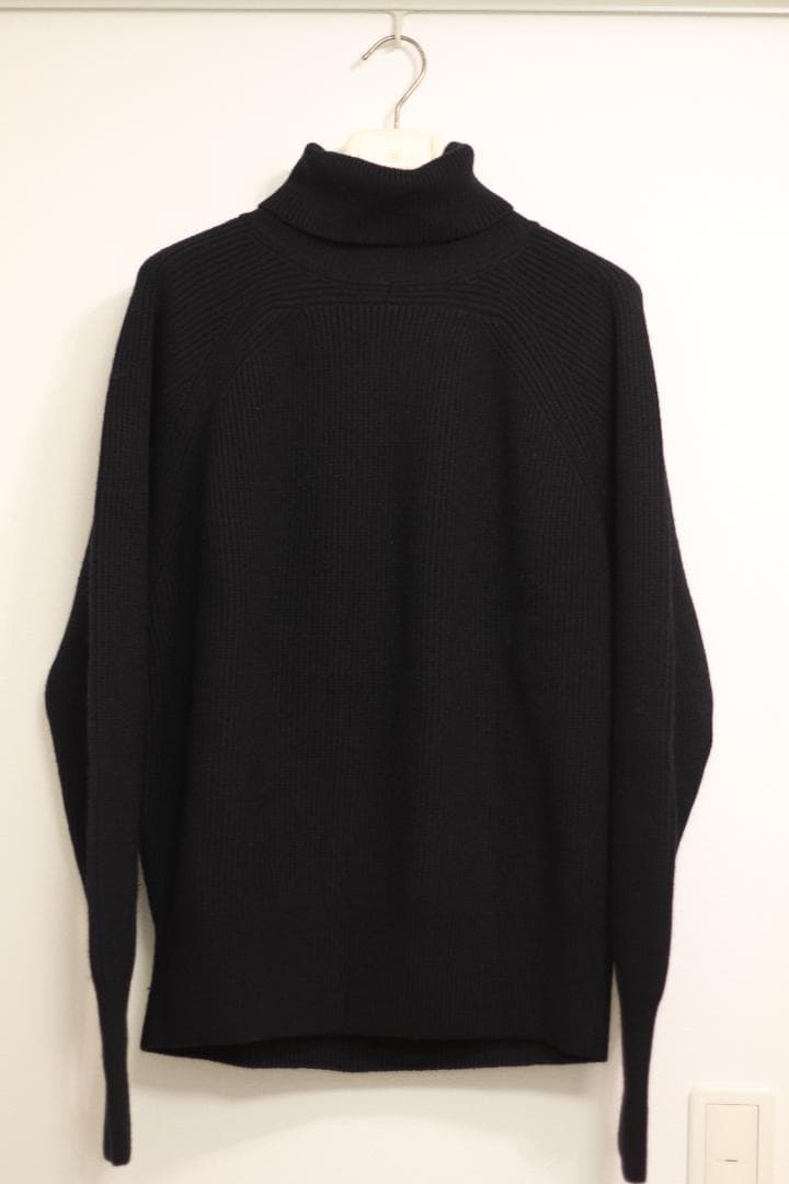 【美品/希少サイズ】AUBERGE タートルネック TRUFFORT ネイビー