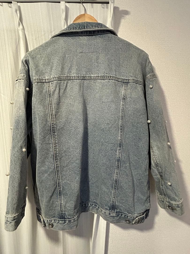 アルページュストーリー　パール付きデニムジャケット ライトブルー