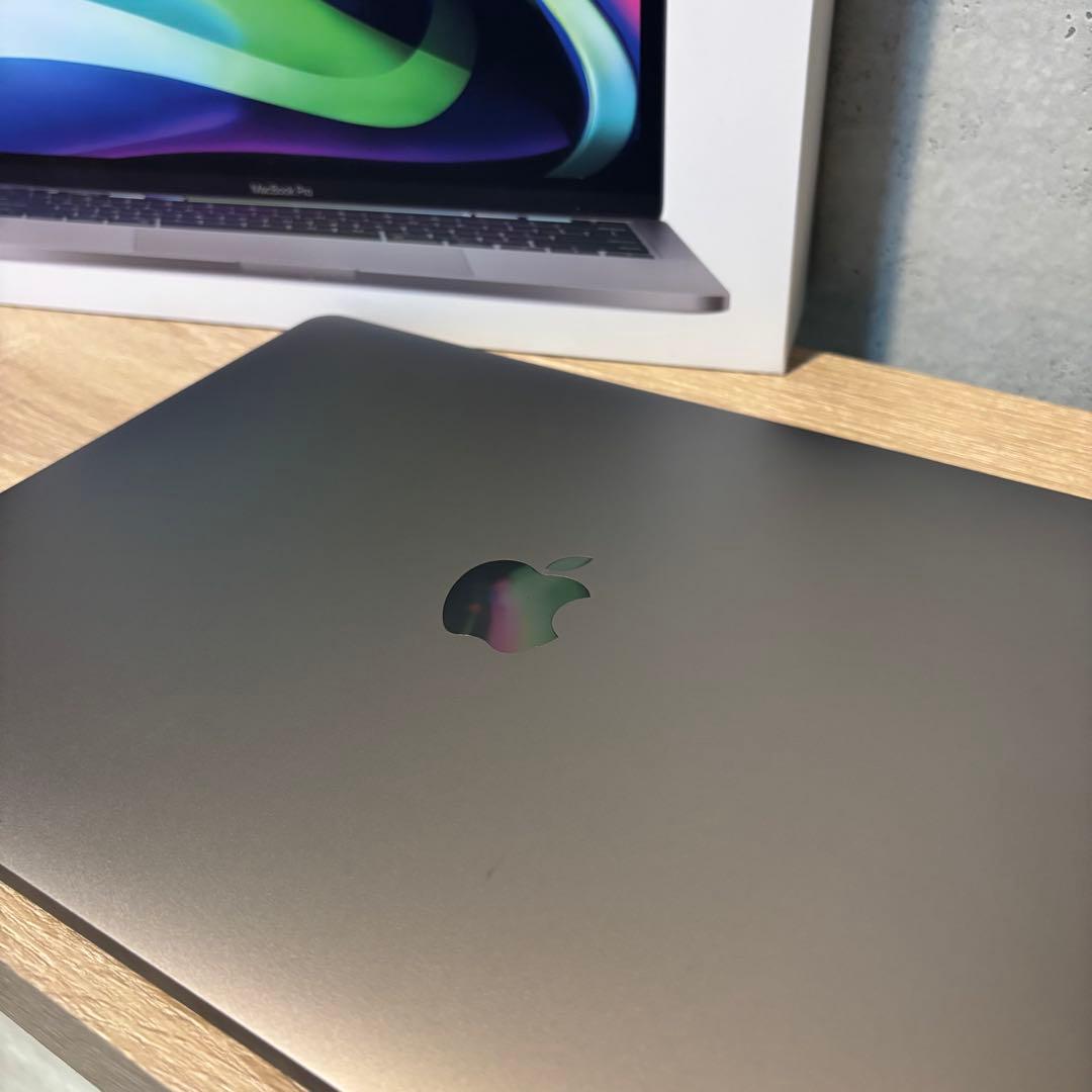 MacBook Pro 13インチSSD256GBメモリ8GBスペースグレー