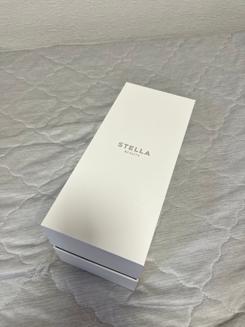 STELLA BEAUTE レーザー&EMS リフトブラシ PRO