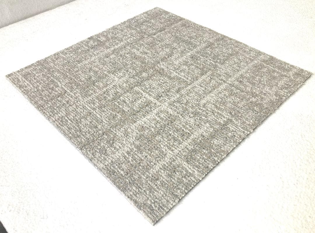 wow.　タイルカーペット　９０枚　新品・未使用　国内メーカー