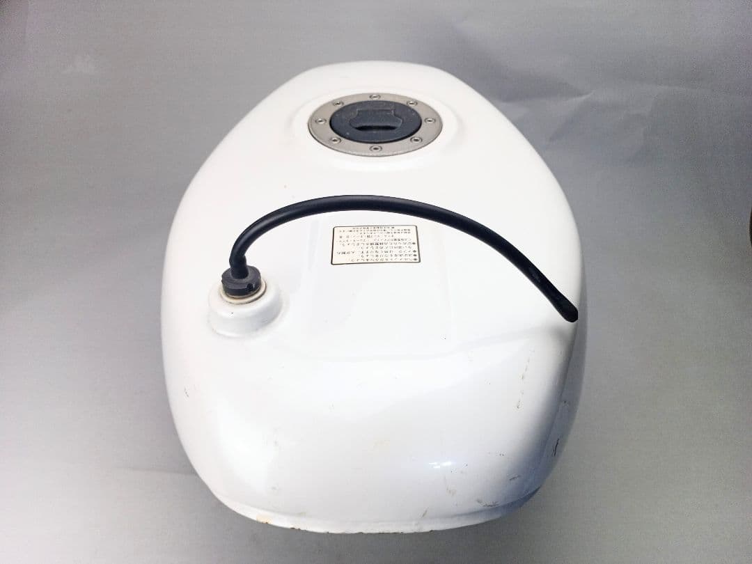 スズキ RGV250Γ VJ21 ガソリンタンク キー付き