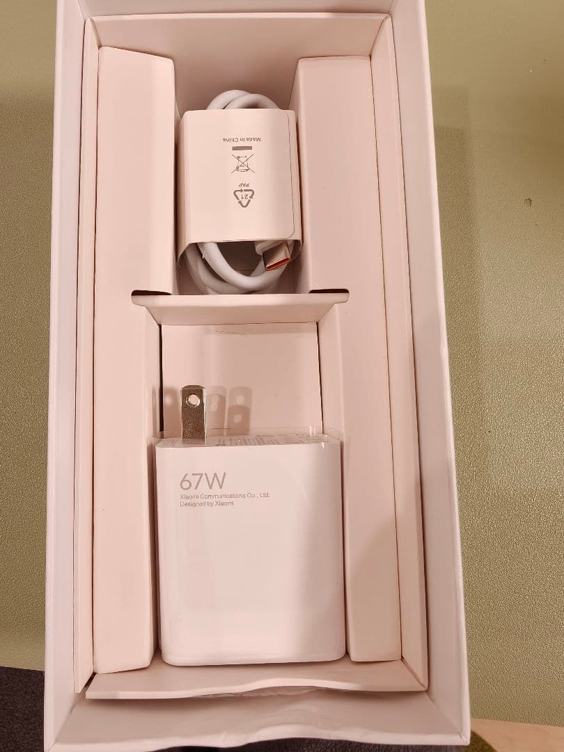 Xiaomi 13 グリーン 256GB 67W充電器付き