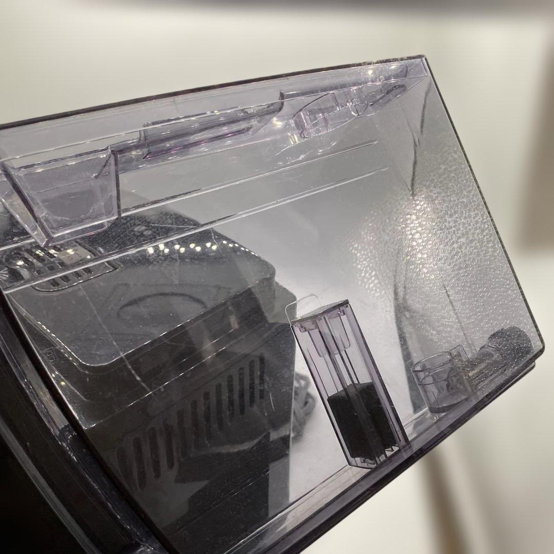 DeLonghi デロンギ マグニフィカS ECAM22112B