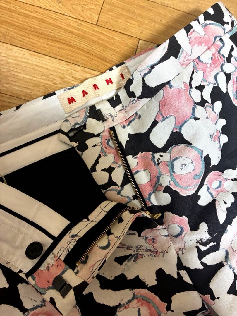 MARNI フラワープリント ストレートパンツ