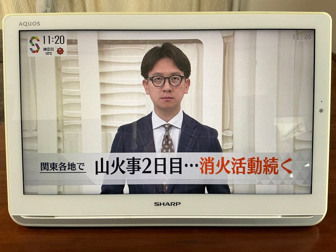 シャープ　アクオス　テレビ 16インチ 2T-C16AP 2018年　チューナー