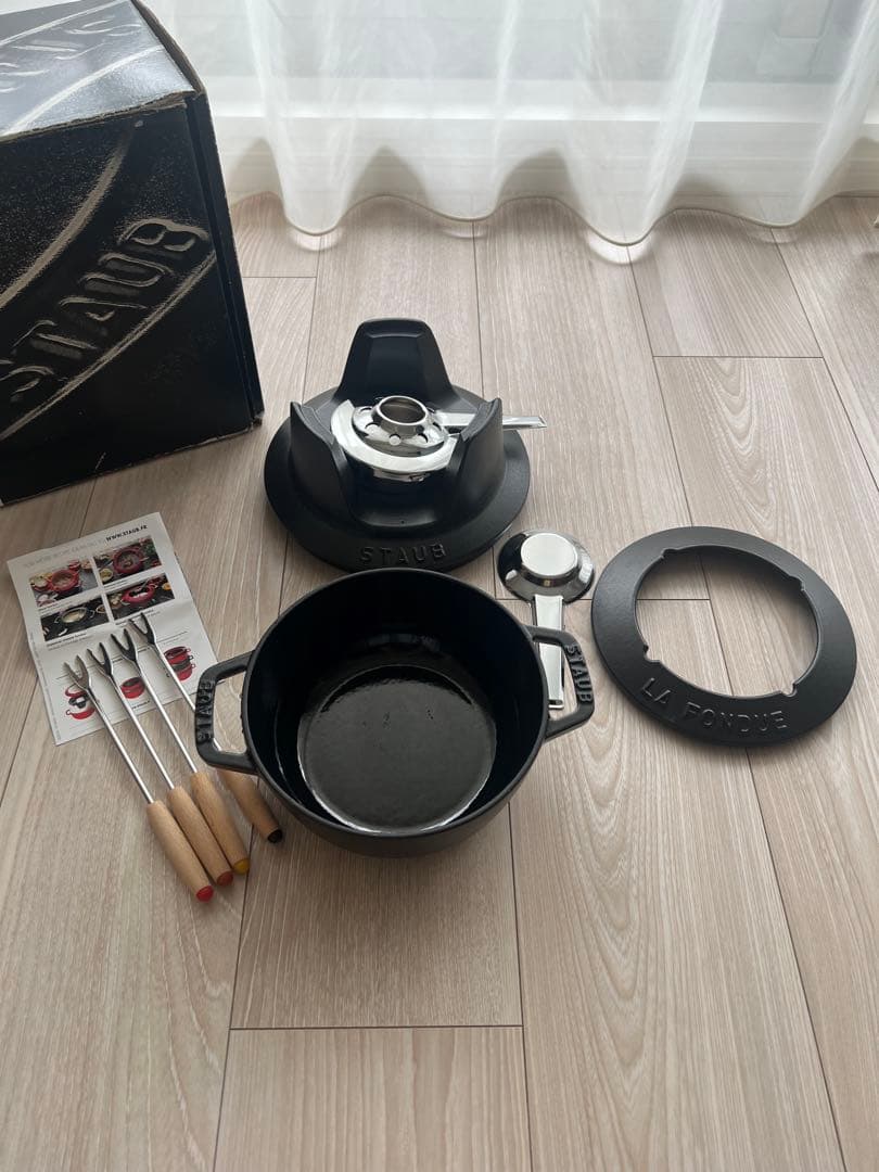 お値下げ美品STAUB LA FONDUE フォンデュセット
