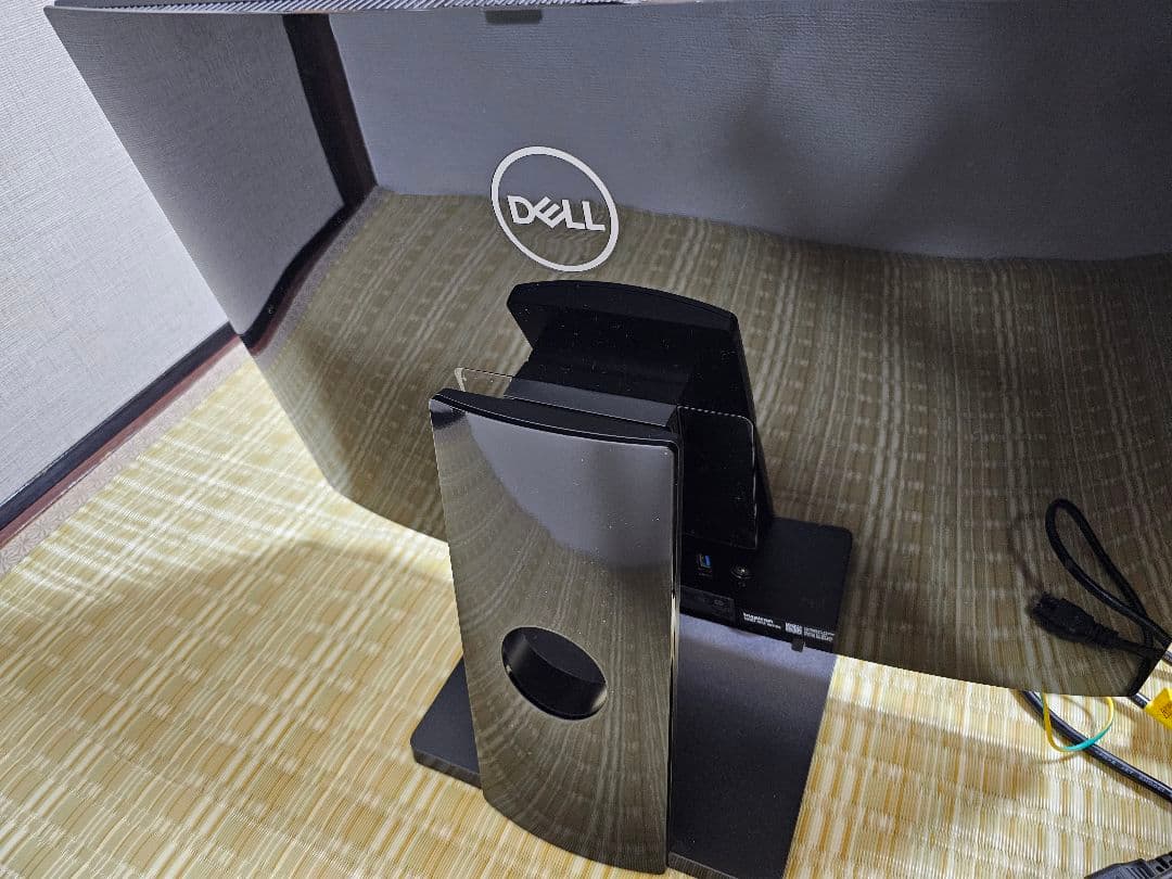 DELL Inspiron 3280 AIO デスクトップパソコン