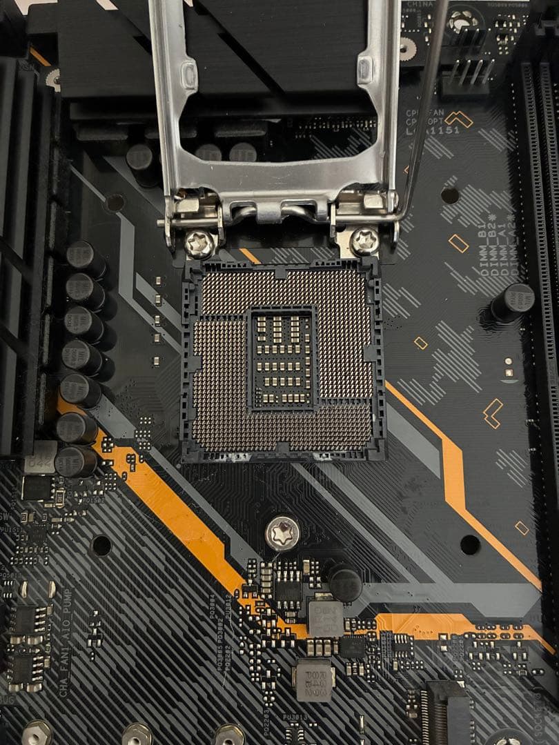 マザーボード ASUS TUF Z390-PLUS GAMING