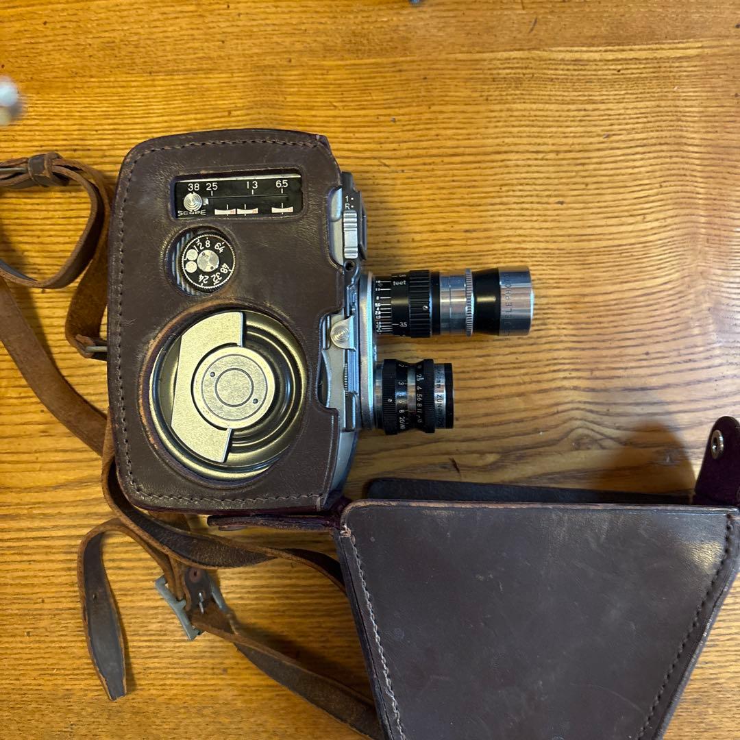 Yashica-8 レンジファインダーカメラ