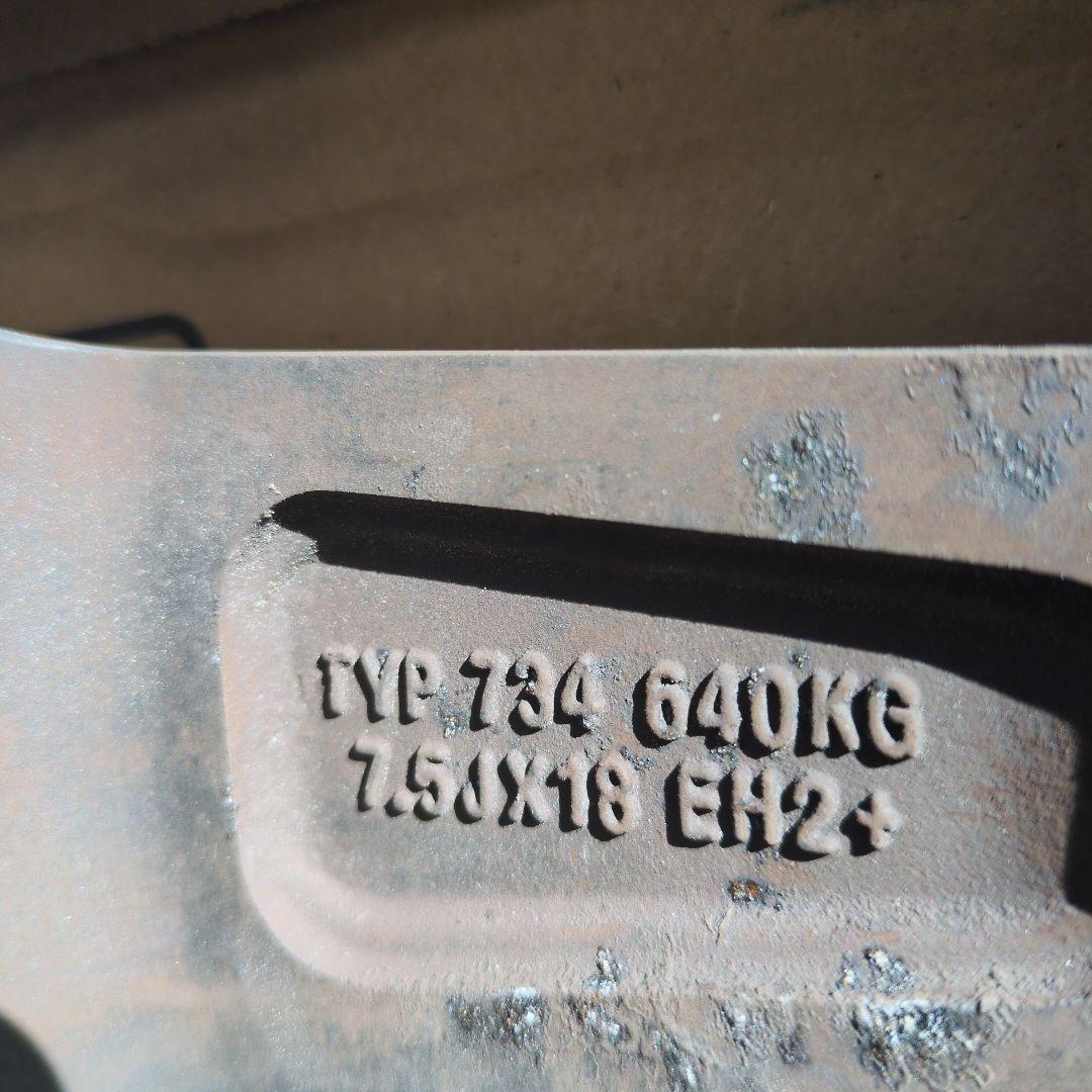 直接引取225/55R18 PCD108 タイヤホイール MOMO LEGEND