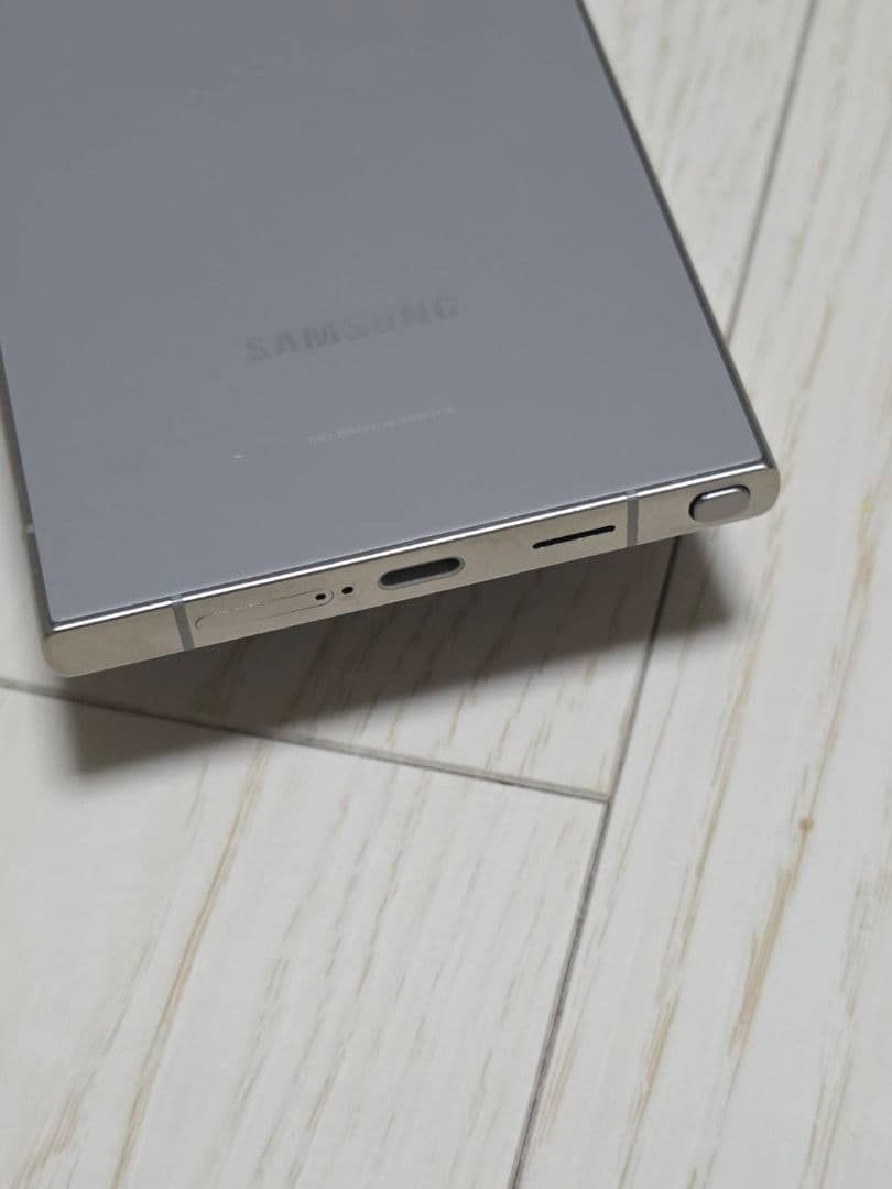 Galaxy S24ultra au版 256GB グレー 極極極極極美品‼️