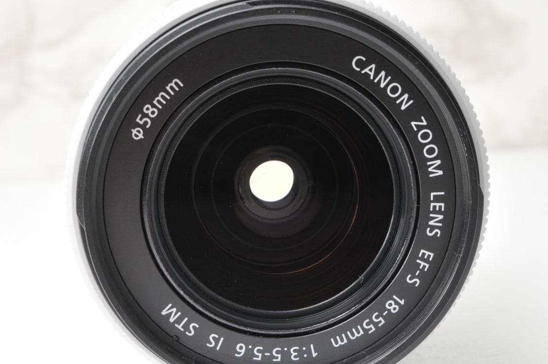 美品 Canon EOS Kiss X7⭐️ショット数1381 ホワイト