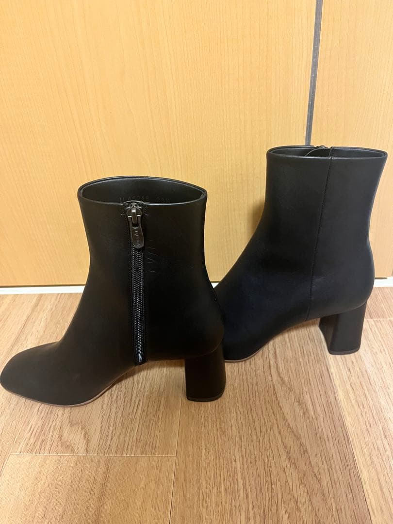 【新品未使用】DIANA ショートブーツ　ダイアナ　23.5