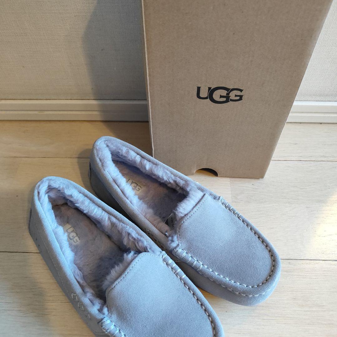 ☆新品☆UGG モカシン