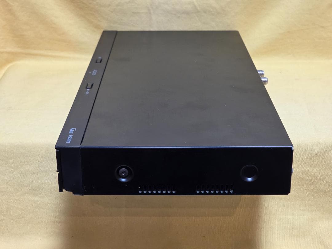 SHARP AQUOS BDレコーダー BD-NT1200　2018年製　整備品