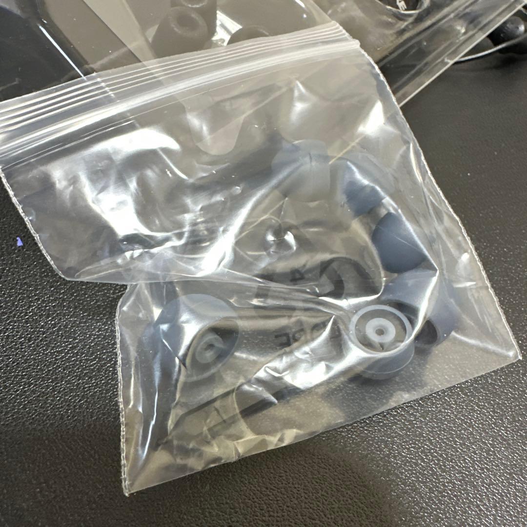 シュア SHURE SE215 クリアブラック　イヤホン 有線イヤホン