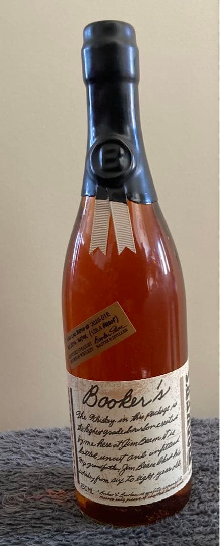 ブッカーズバーボンウイスキー2020.正規品